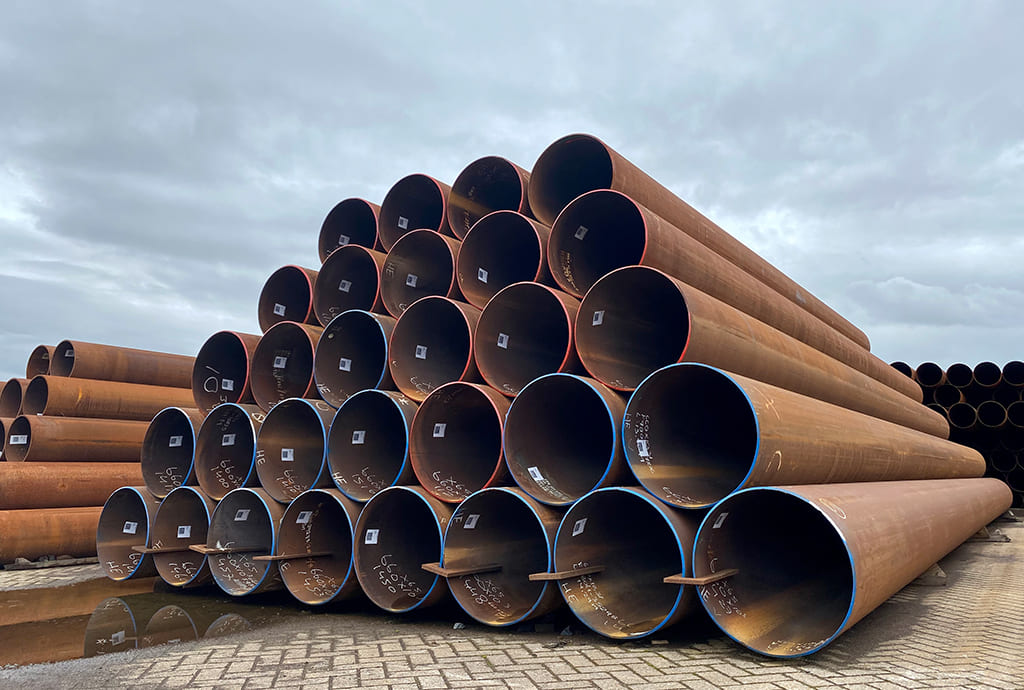65 tons of large steel tubes in Ø 660 x 10.30 mm Solines