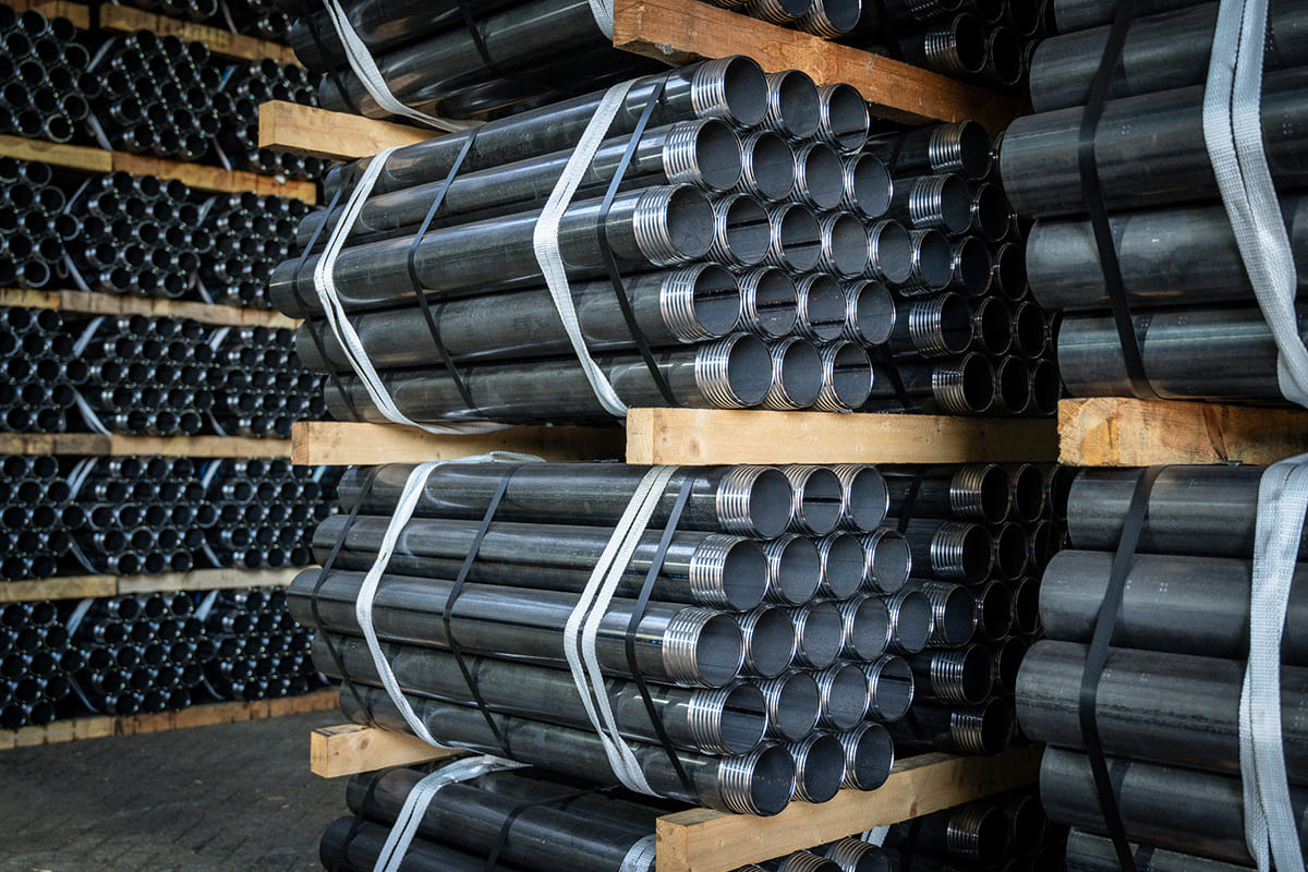Bundles with screw injection piles