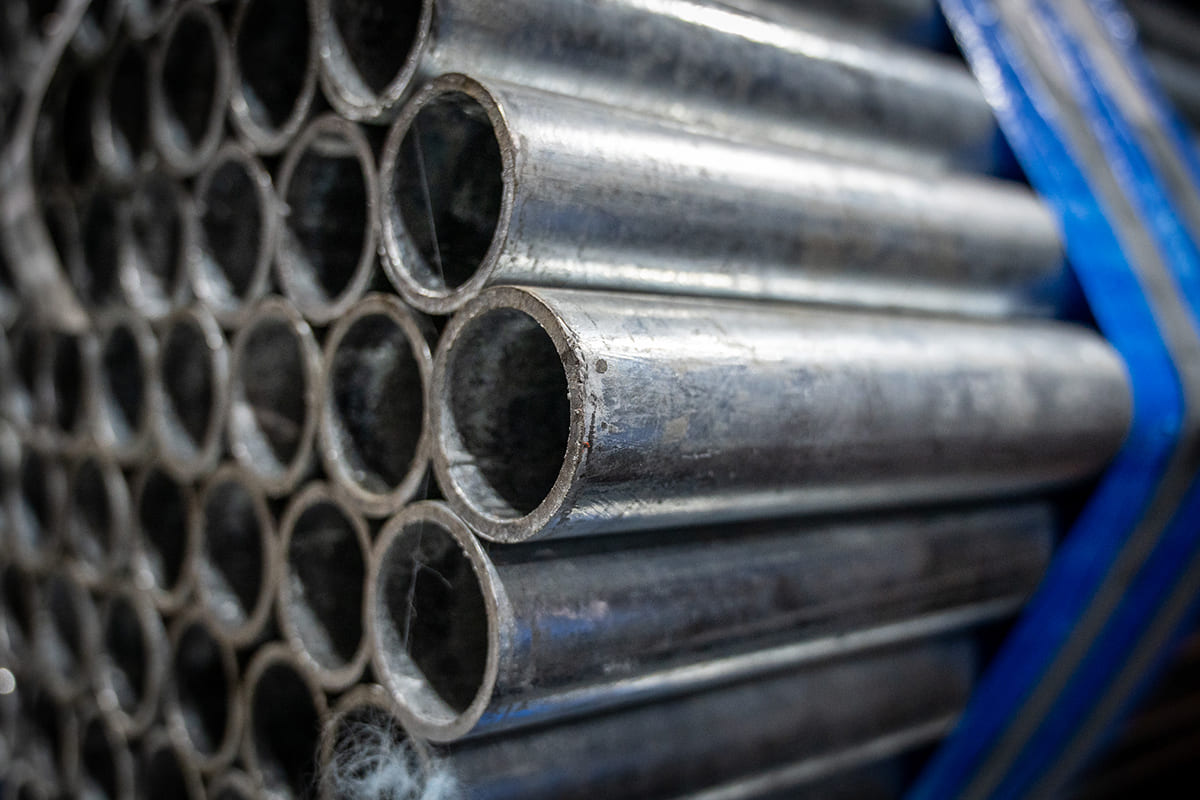 Close up - Galvanized tube Ø 48.3 x 4.00 mm