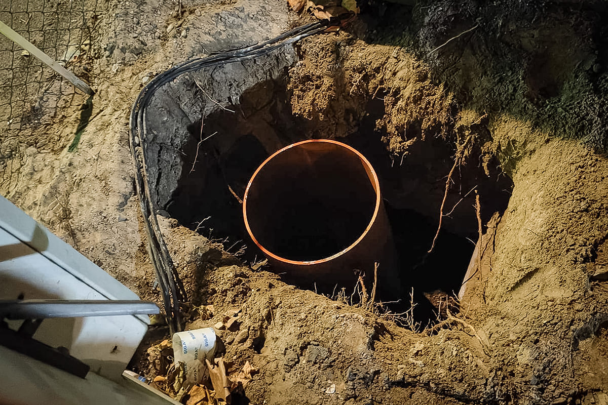 Steel tube tramway foundation